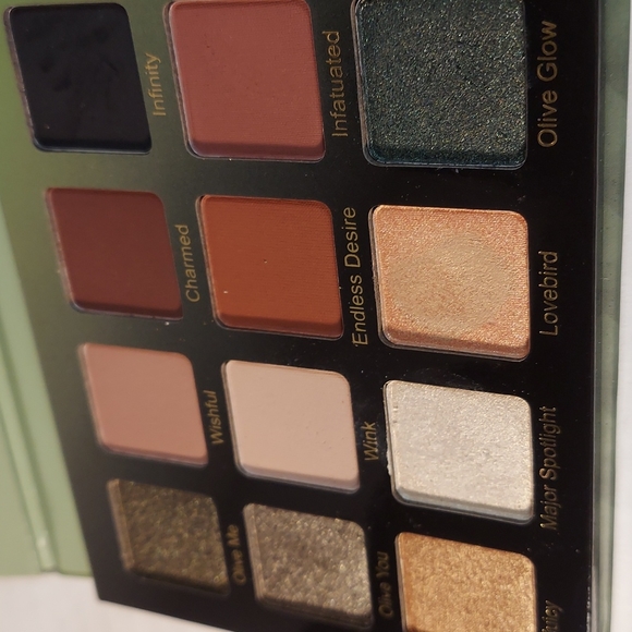 Violet Voss 4 Palette Bundle - Picture 8 of 16